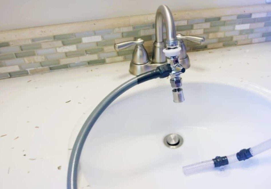 Shower bay faucet connection